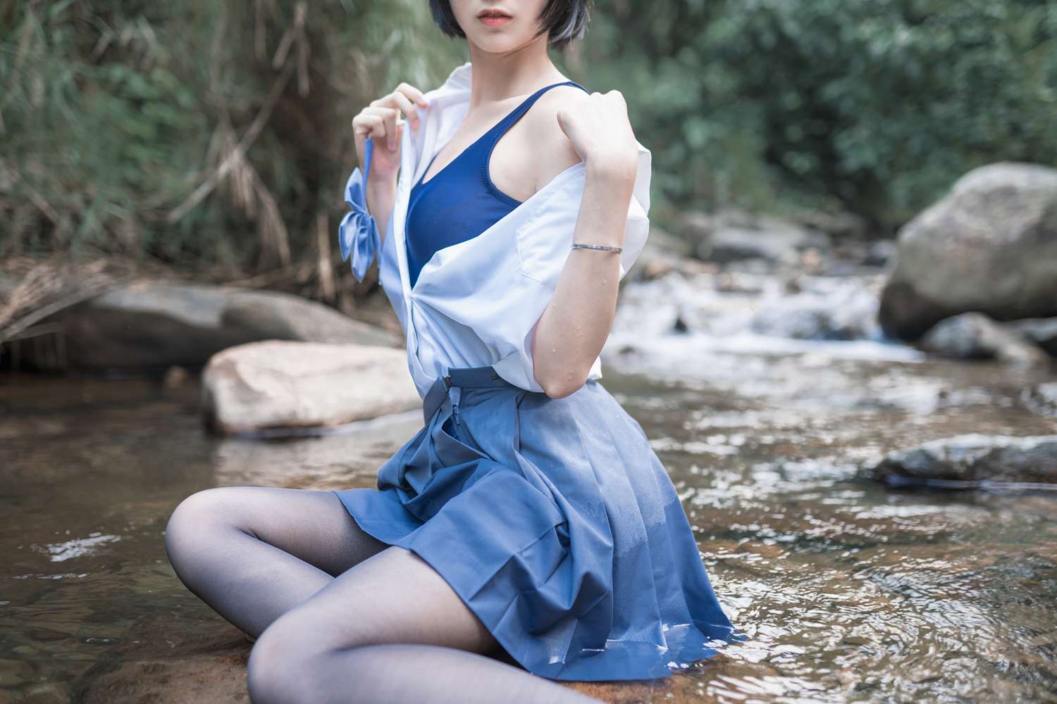 图片[24]-网红Coser@木绵绵OwO 水色溪边制服 在线浏览 – 速更版-美库