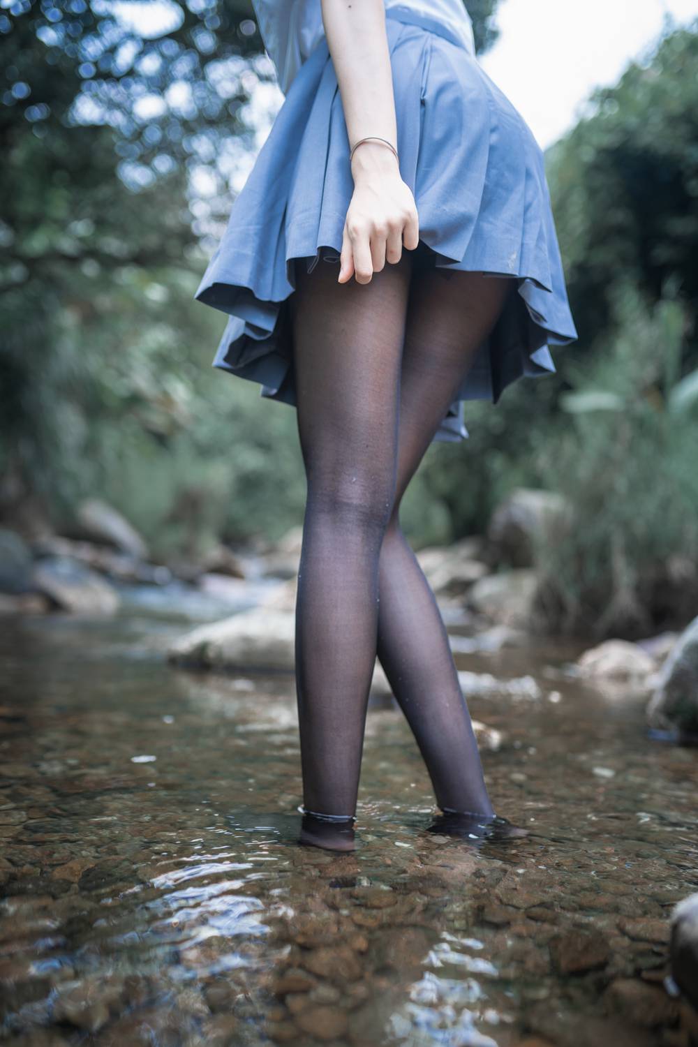 图片[47]-网红Coser@木绵绵OwO 水色溪边制服 在线浏览 – 速更版-美库