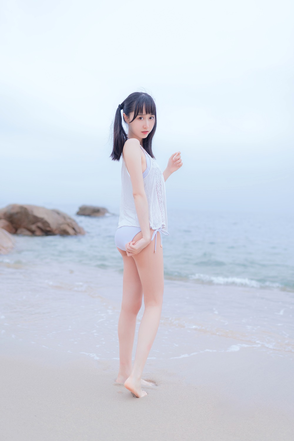图片[20]-网红Coser@木绵绵OwO 海边白色比基尼 在线浏览 – 速更版-美库