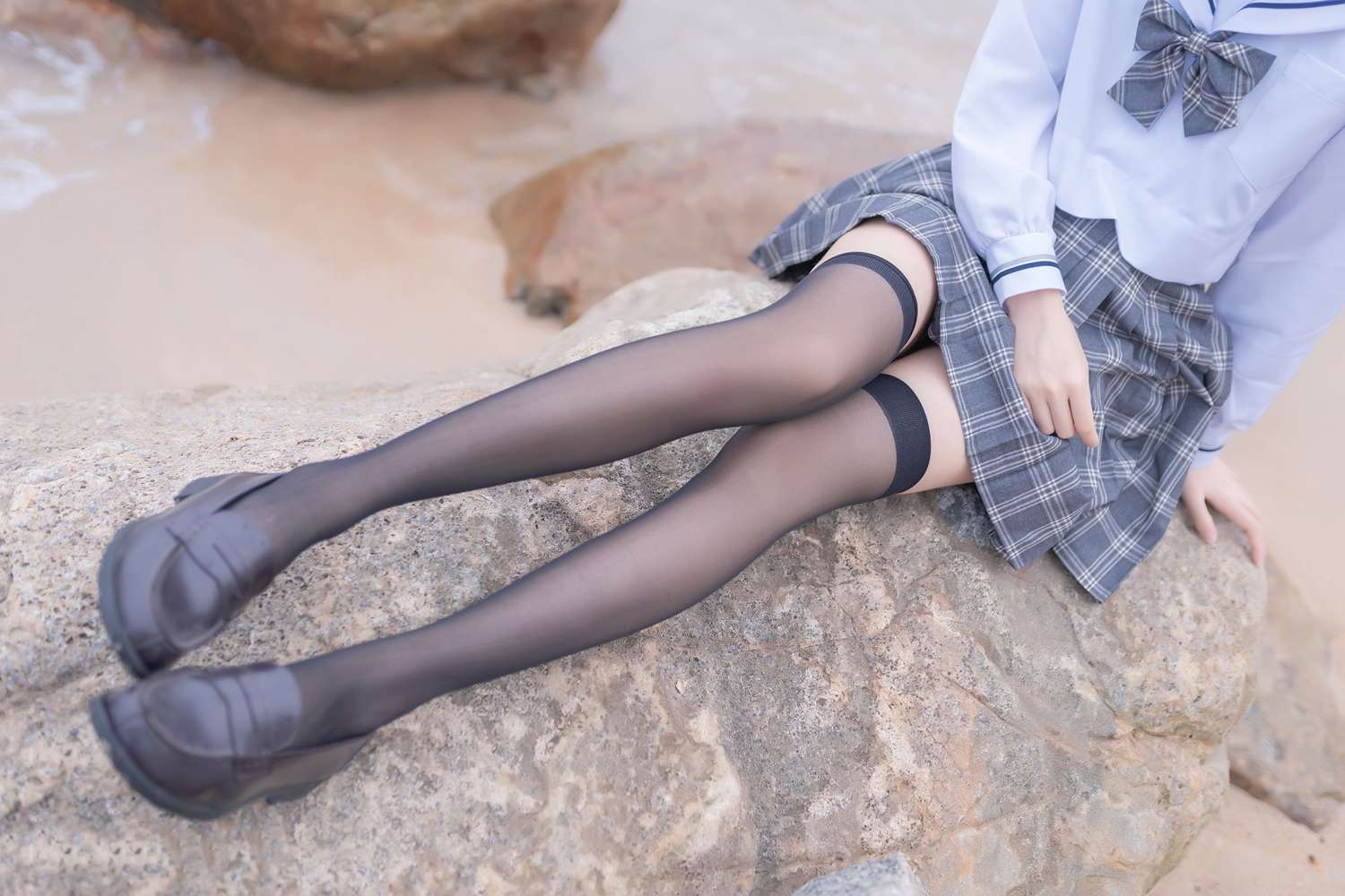 图片[33]-网红Coser@木绵绵OwO 海边JK 在线浏览 – 速更版-美库