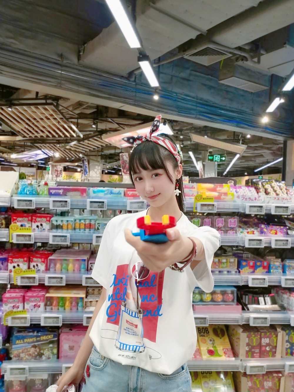 图片[11]-网红Coser@木绵绵OwO 智能型彼女 T恤 在线浏览 – 速更版-美库