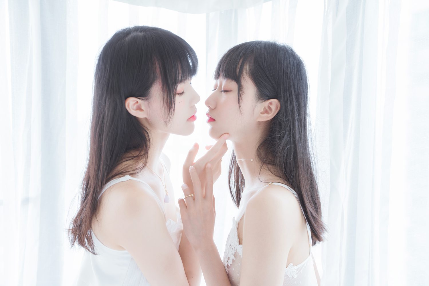 图片[11]-网红Coser@木绵绵OwO 朝(白裙×白裙) 在线浏览 – 速更版-美库