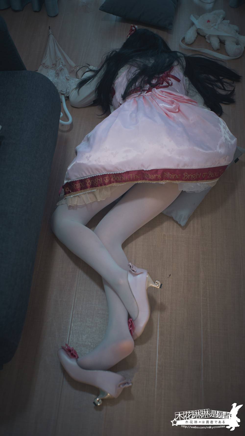 网红Coser@木花琳琳是勇者 时间封锁 在线浏览 –-翎羽暗房