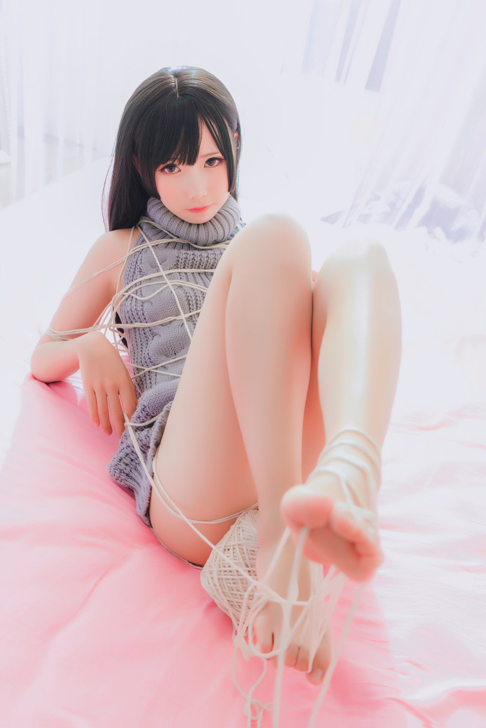 图片[33]-网红Coser@面饼仙儿 露背毛衣 在线浏览 – 速更版-美库