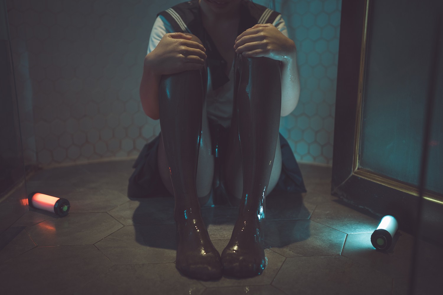 图片[21]-网红Coser@面饼仙儿 脑内少女 浴缸黑丝 在线浏览 – 速更版-美库