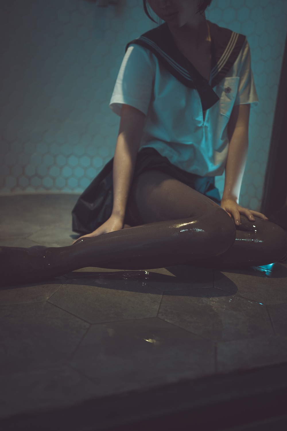 图片[22]-网红Coser@面饼仙儿 脑内少女 浴缸黑丝 在线浏览 – 速更版-美库