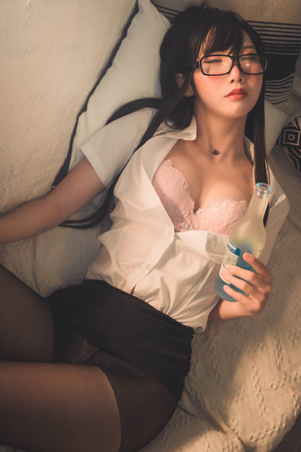 图片[12]-网红Coser@面饼仙儿 黑丝OL 在线浏览 – 速更版-美库