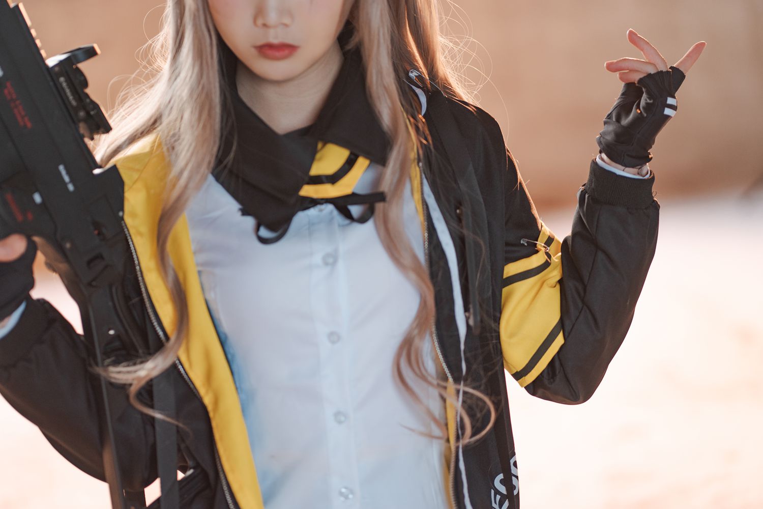 图片[10]-网红Coser@面饼仙儿 UMP45 在线浏览 – 速更版-美库