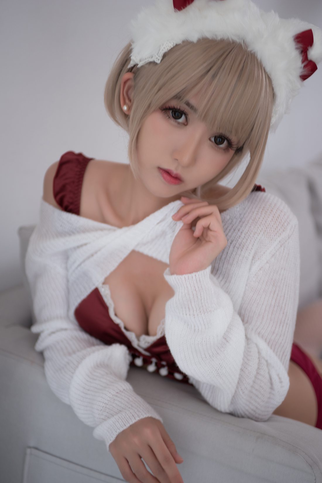 图片[18]-网红Coser@鳗鱼霏儿 兽耳 圣诞白网袜 在线浏览 – 速更版-美库