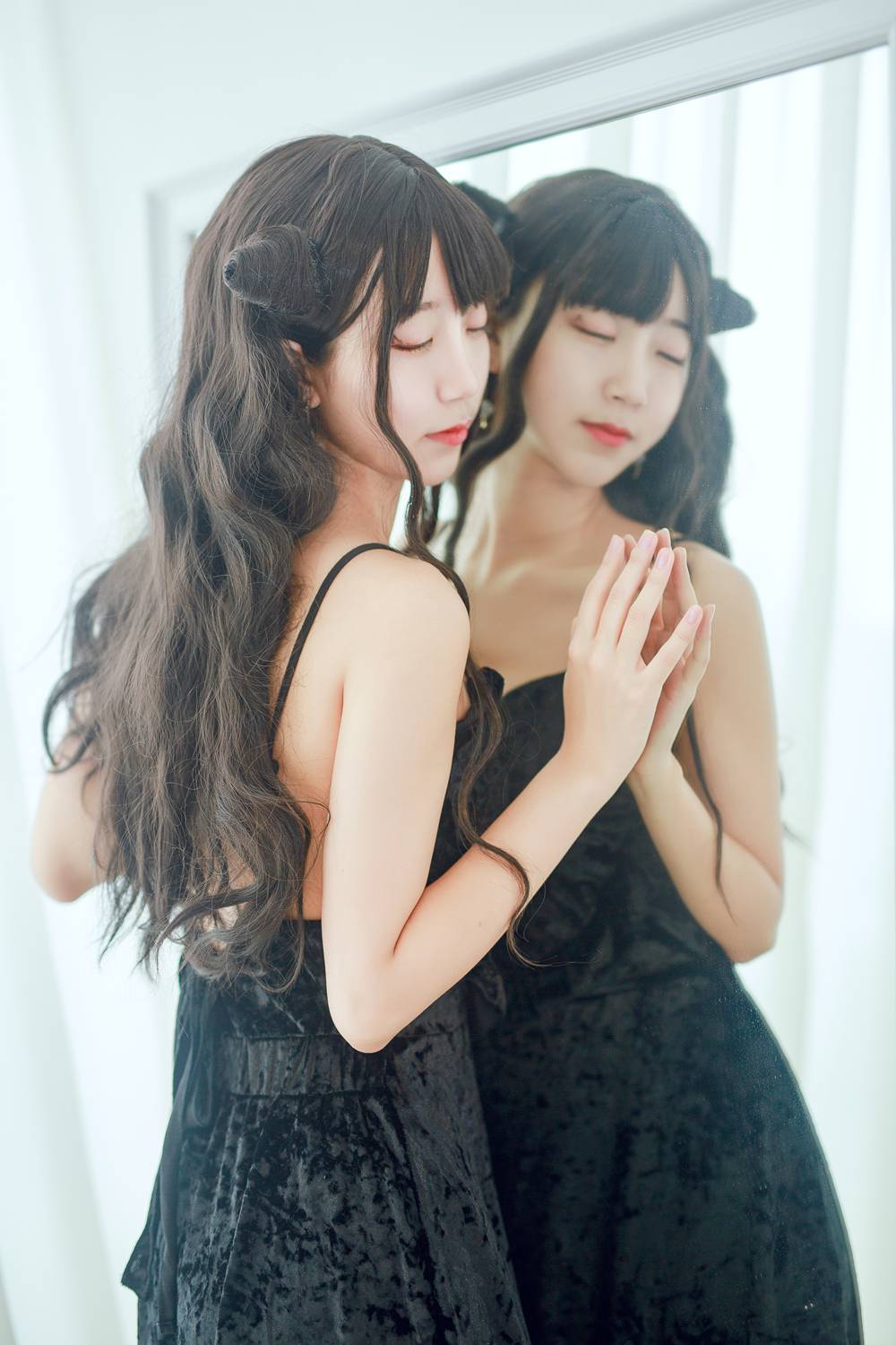 图片[31]-微博红人动漫Coser@黑川 小恶魔黑裙子完成图 在线浏览 – 速更版-美库