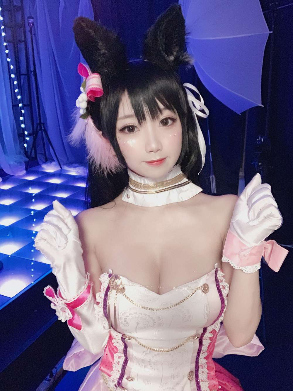 图片[28]-微博红人Coser@鬼畜摇 电子版自拍 在线浏览 – 速更版-美库