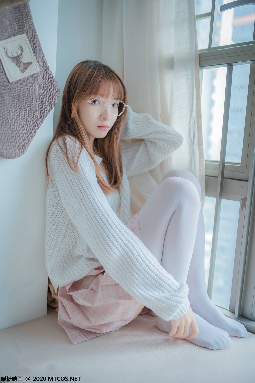 图片[11]-[喵糖映画] VOL.077 粉格裙的眼镜娘 在线浏览 – 速更版-美库