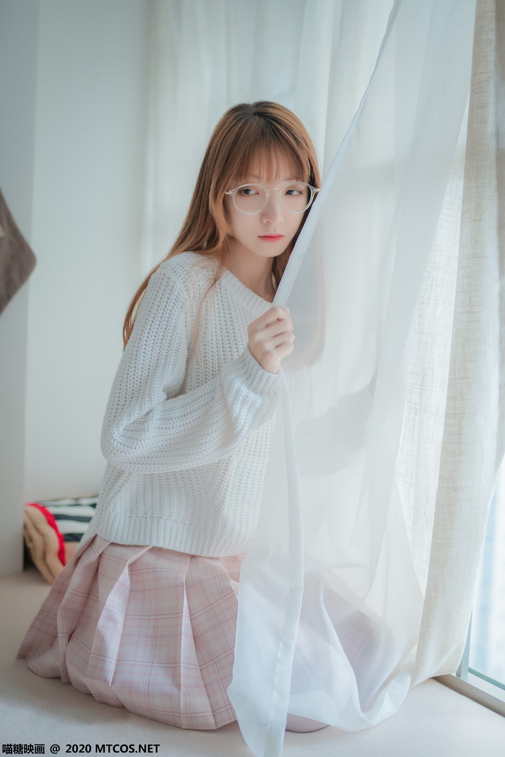 图片[15]-[喵糖映画] VOL.077 粉格裙的眼镜娘 在线浏览 – 速更版-美库