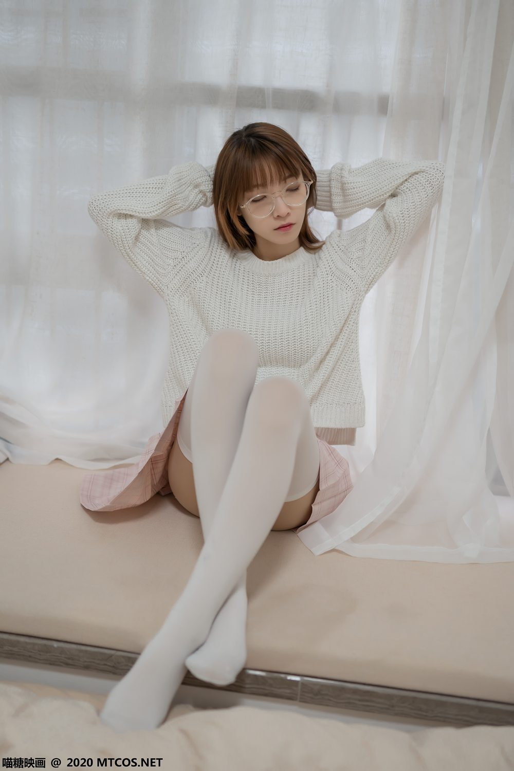 图片[17]-[喵糖映画] VOL.077 粉格裙的眼镜娘 在线浏览 – 速更版-美库