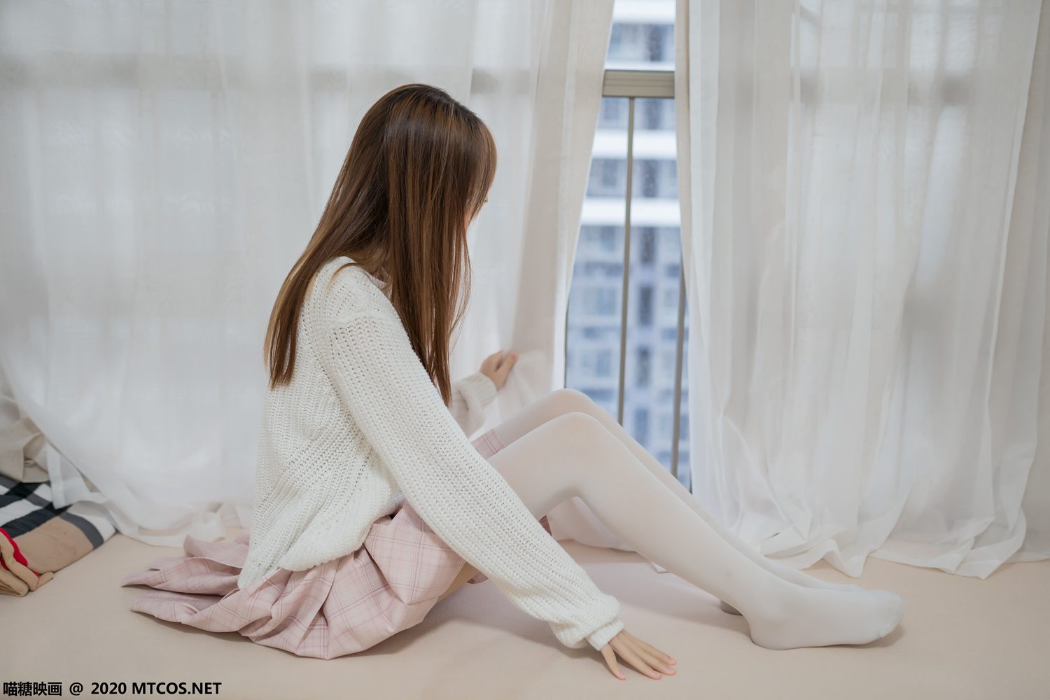 图片[20]-[喵糖映画] VOL.077 粉格裙的眼镜娘 在线浏览 – 速更版-美库