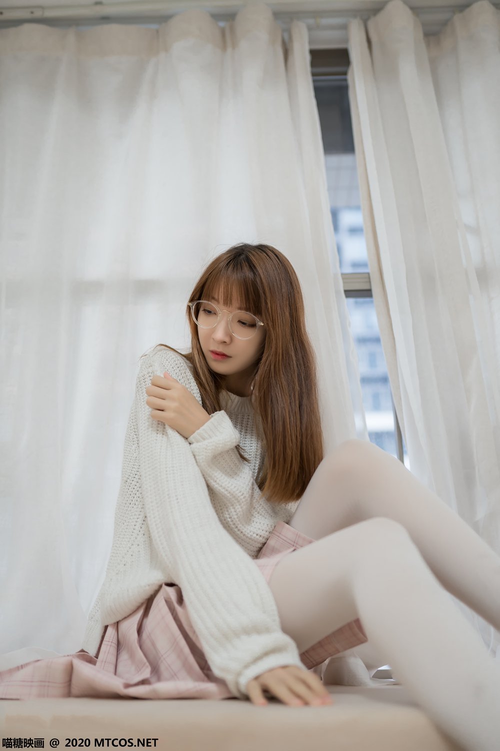 图片[21]-[喵糖映画] VOL.077 粉格裙的眼镜娘 在线浏览 – 速更版-美库