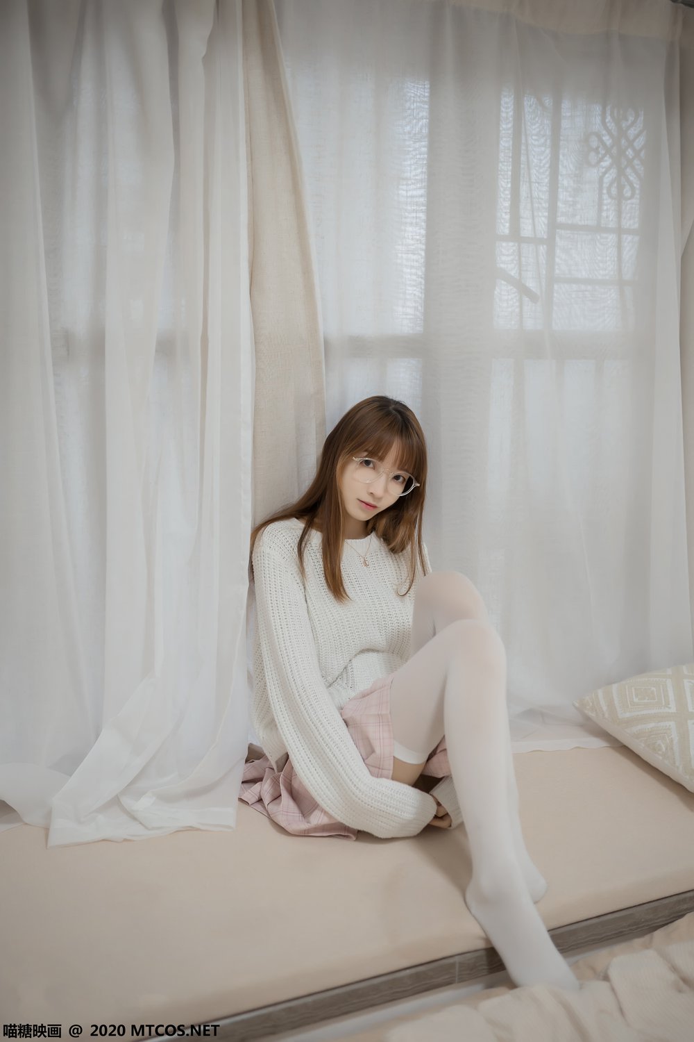 图片[33]-[喵糖映画] VOL.077 粉格裙的眼镜娘 在线浏览 – 速更版-美库