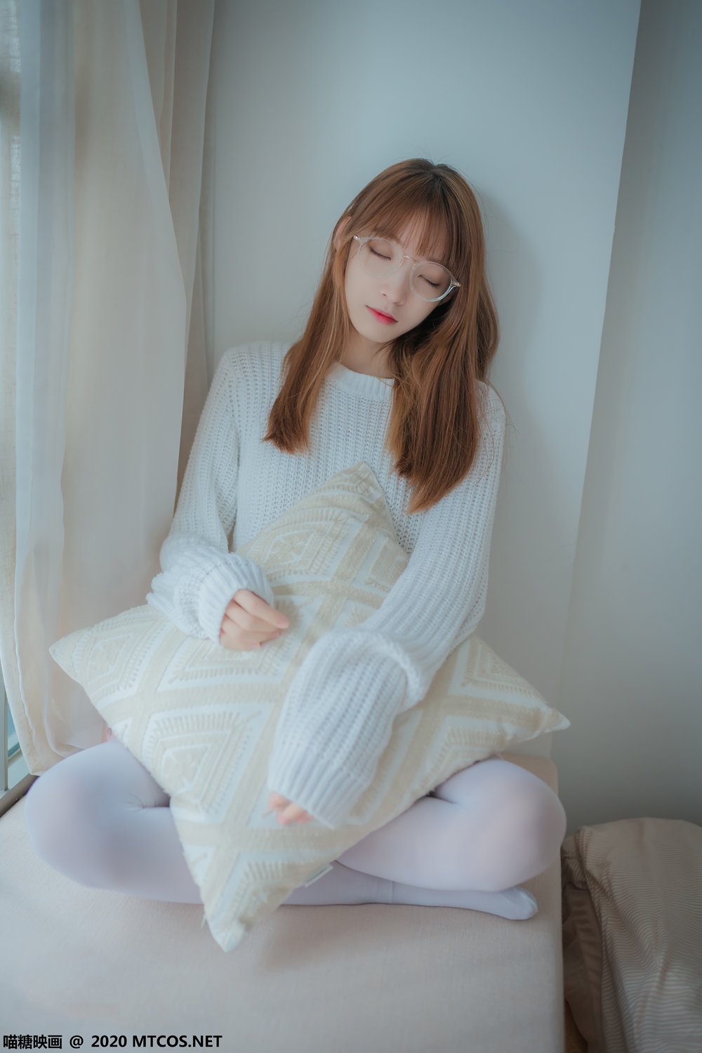 图片[41]-[喵糖映画] VOL.077 粉格裙的眼镜娘 在线浏览 – 速更版-美库