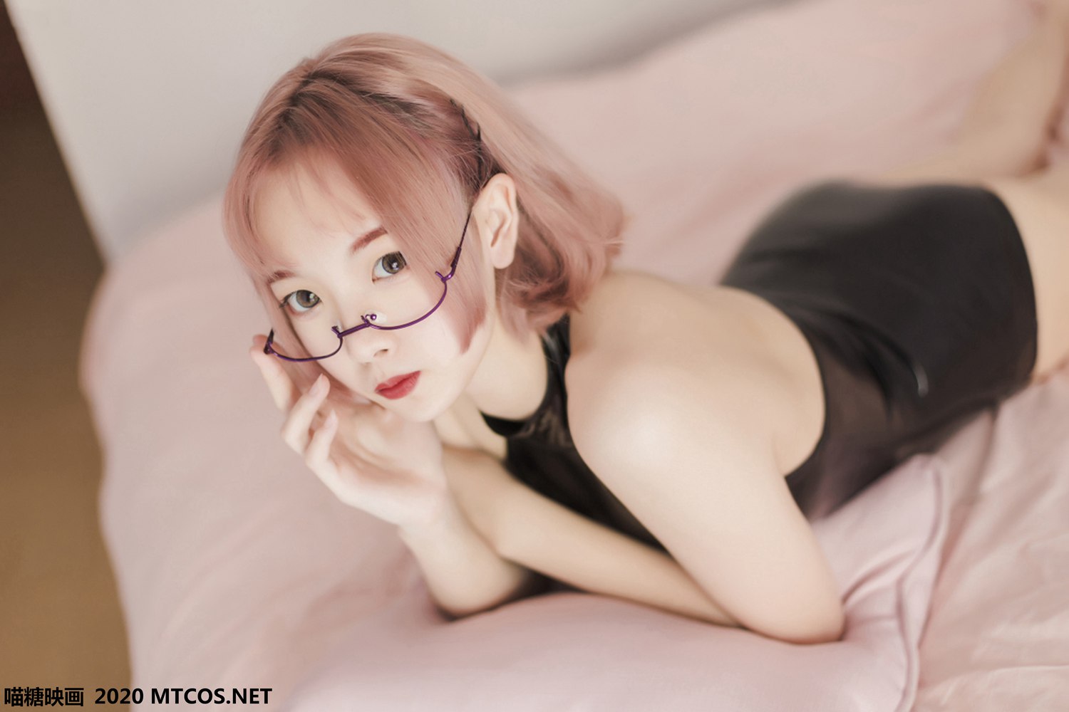 图片[16]-[喵糖映画] VOL.110 长腿眼镜娘 在线浏览 – 速更版-美库