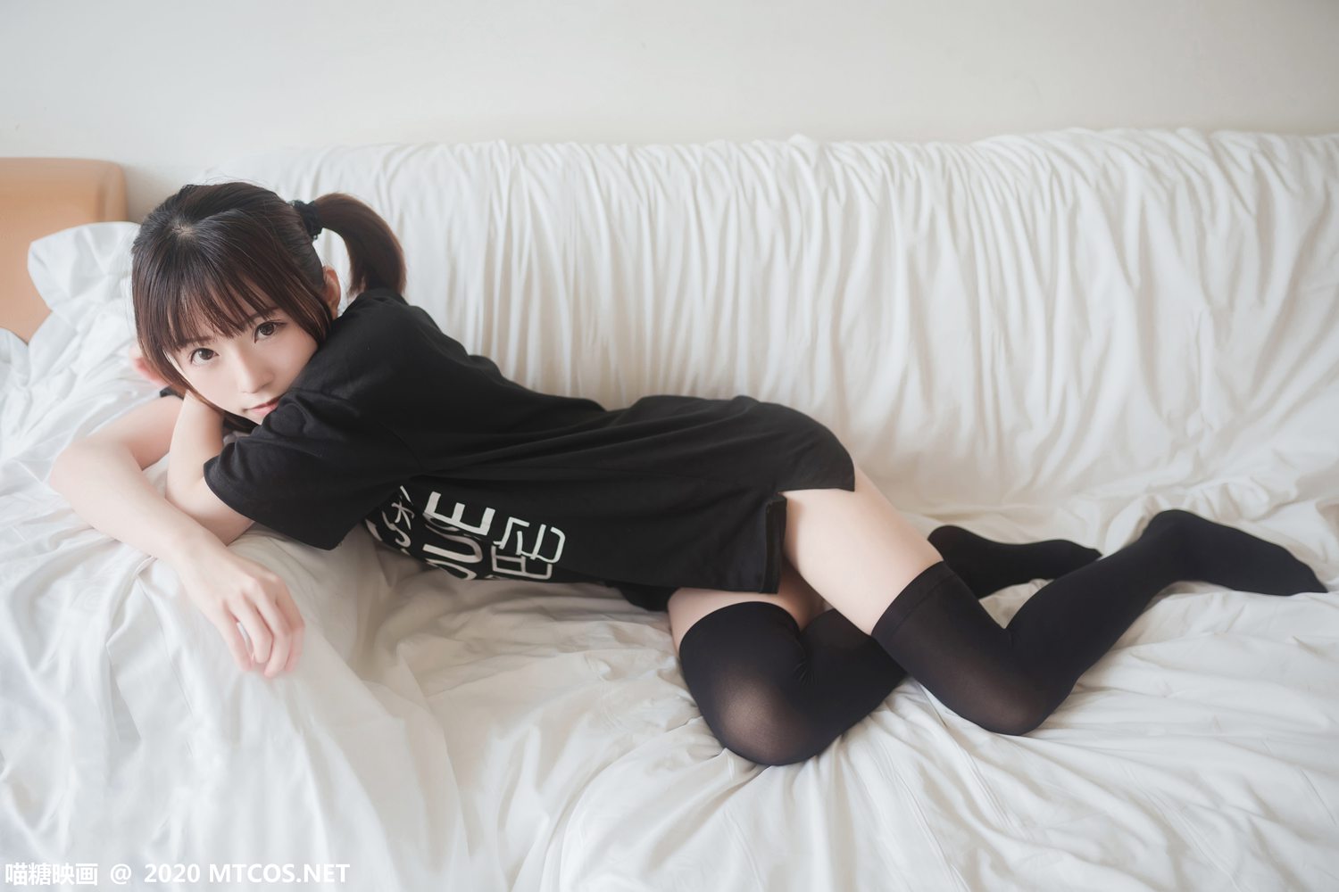 图片[26]-[喵糖映画] VOL.176 半袖双马尾 在线浏览 – 速更版-美库