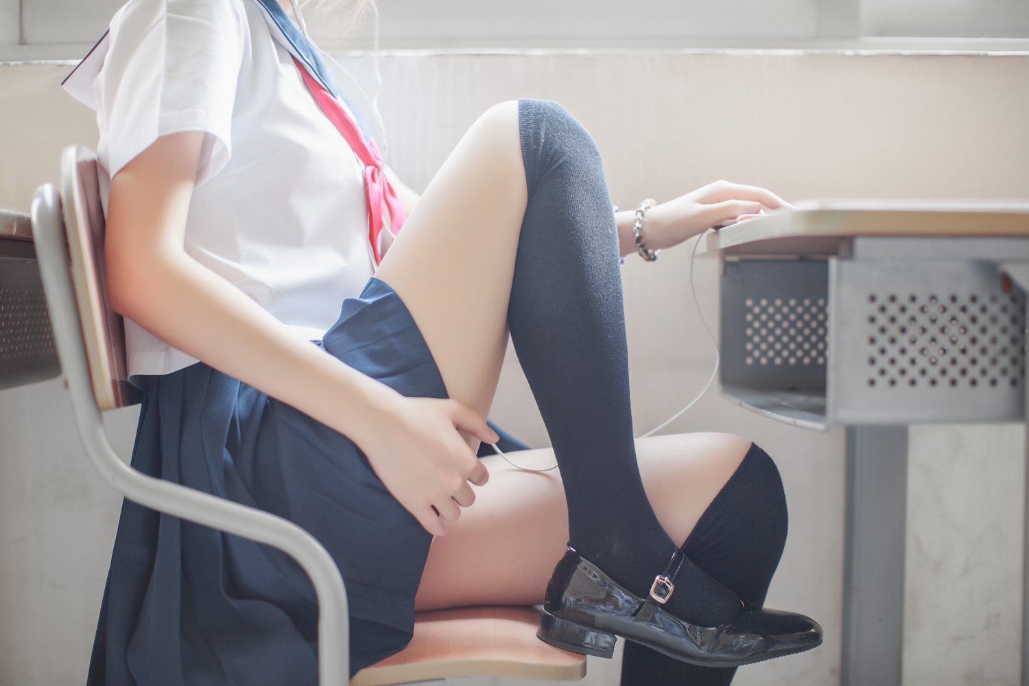 图片[12]-网红Coser@疯猫ss 同桌的水手服 在线浏览 – 速更版-美库