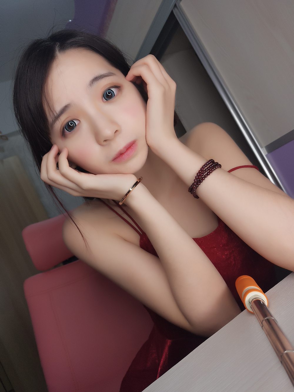 图片[11]-网红Coser@疯猫ss 红裙 在线浏览 – 速更版-美库