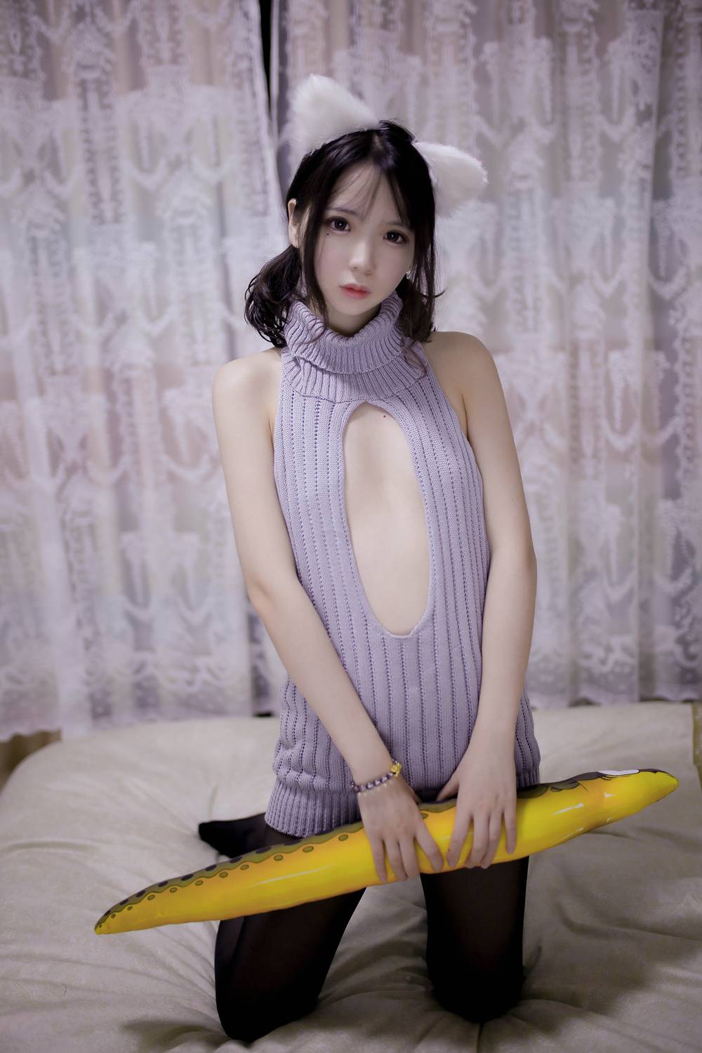 图片[11]-网红Coser@疯猫ss 露背毛衣 在线浏览 – 速更版-美库