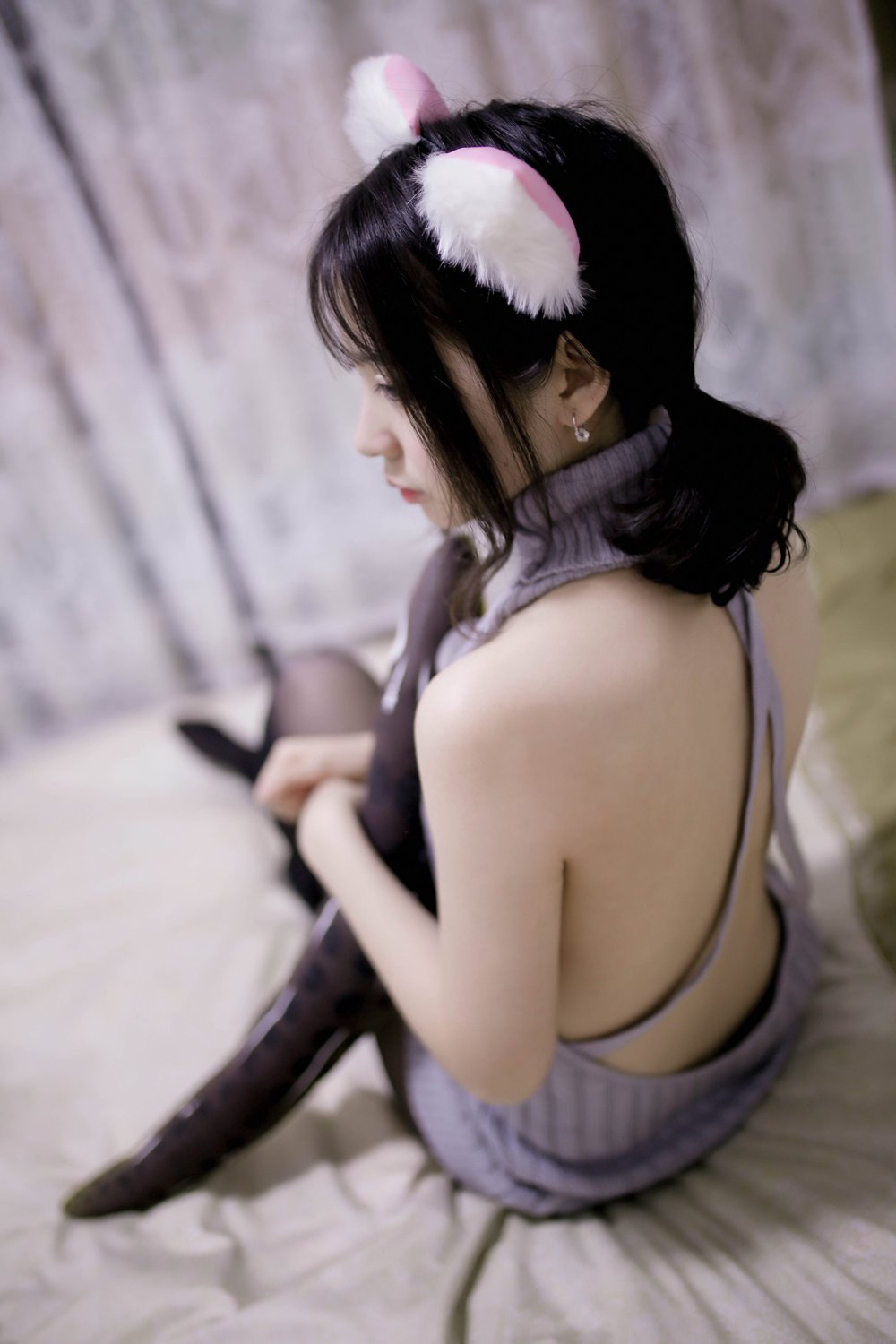 图片[12]-网红Coser@疯猫ss 露背毛衣 在线浏览 – 速更版-美库