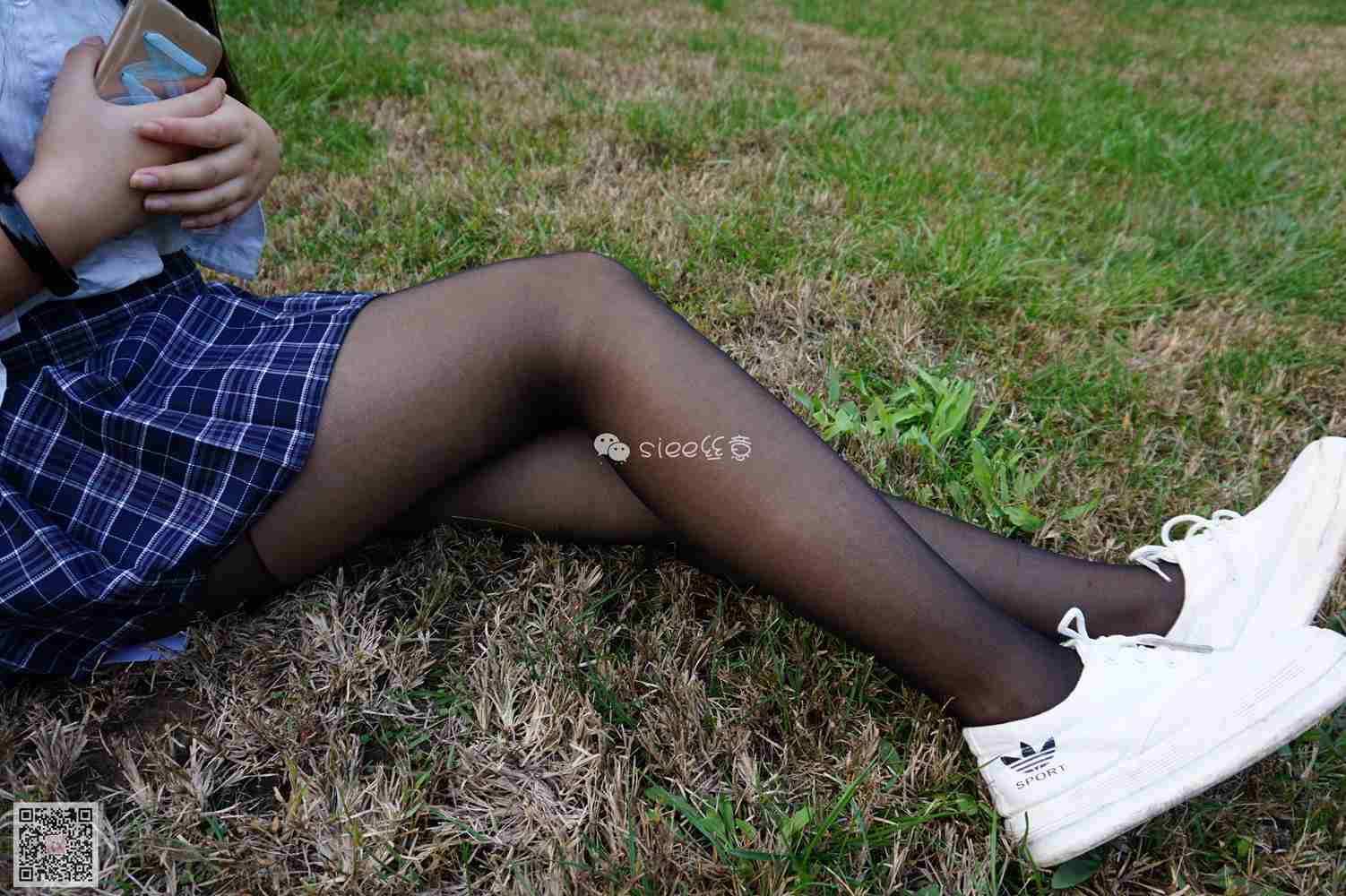 图片[14]-[SIEE丝意] No.001 曦曦 草坪黑丝 在线浏览 – 速更版-美库