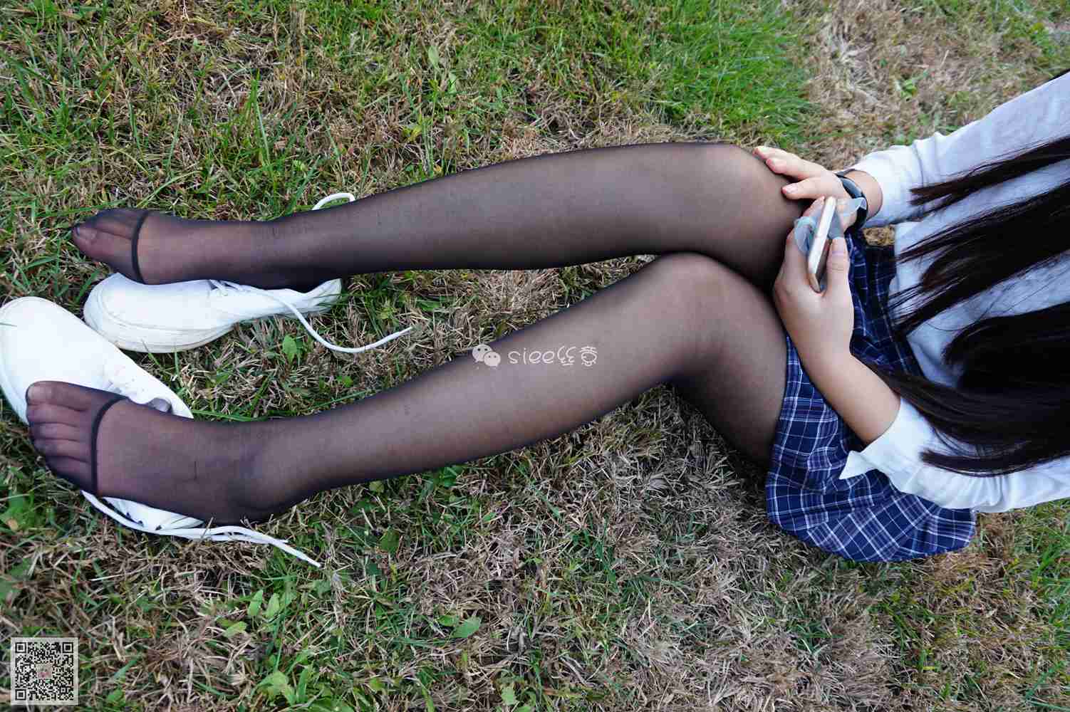 图片[28]-[SIEE丝意] No.001 曦曦 草坪黑丝 在线浏览 – 速更版-美库