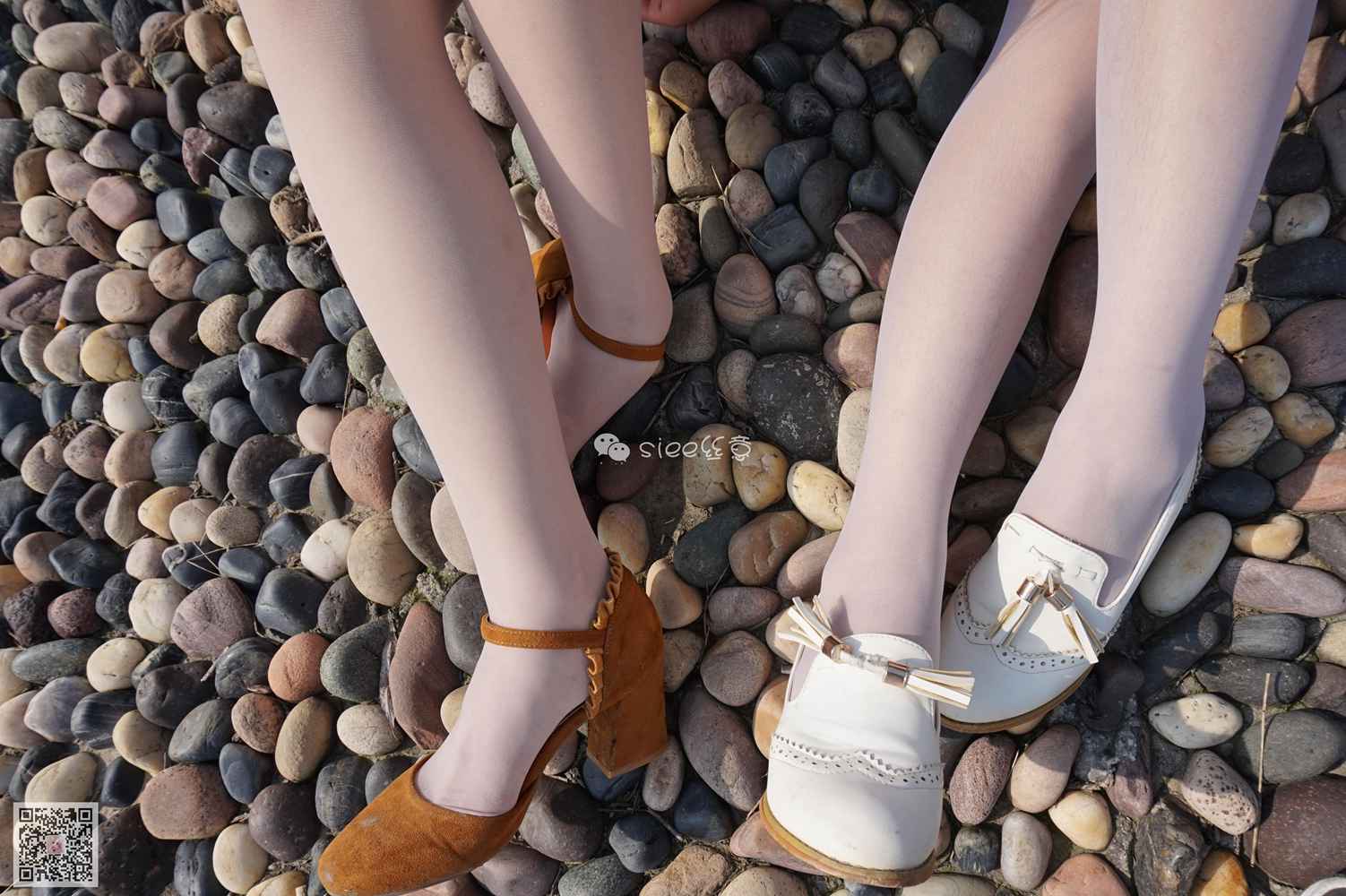 图片[21]-[SIEE丝意] No.004 鱼鱼&茹茹 湖边玩丝 在线浏览 – 速更版-美库