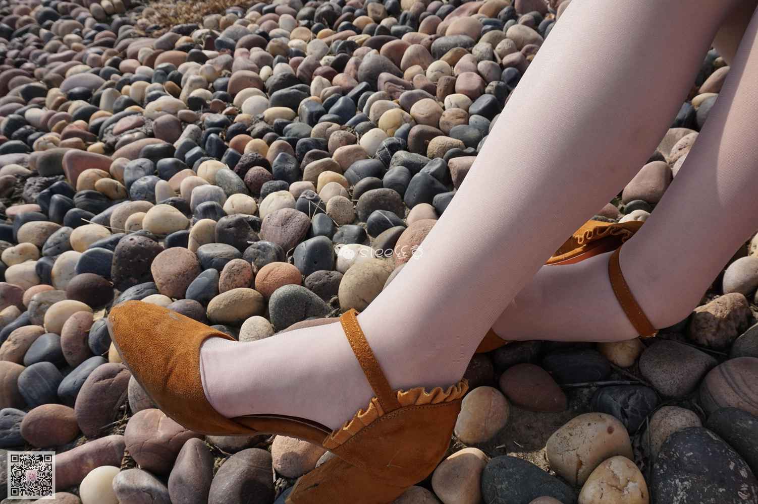 图片[22]-[SIEE丝意] No.004 鱼鱼&茹茹 湖边玩丝 在线浏览 – 速更版-美库