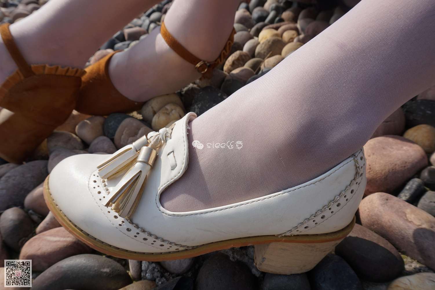 图片[26]-[SIEE丝意] No.004 鱼鱼&茹茹 湖边玩丝 在线浏览 – 速更版-美库