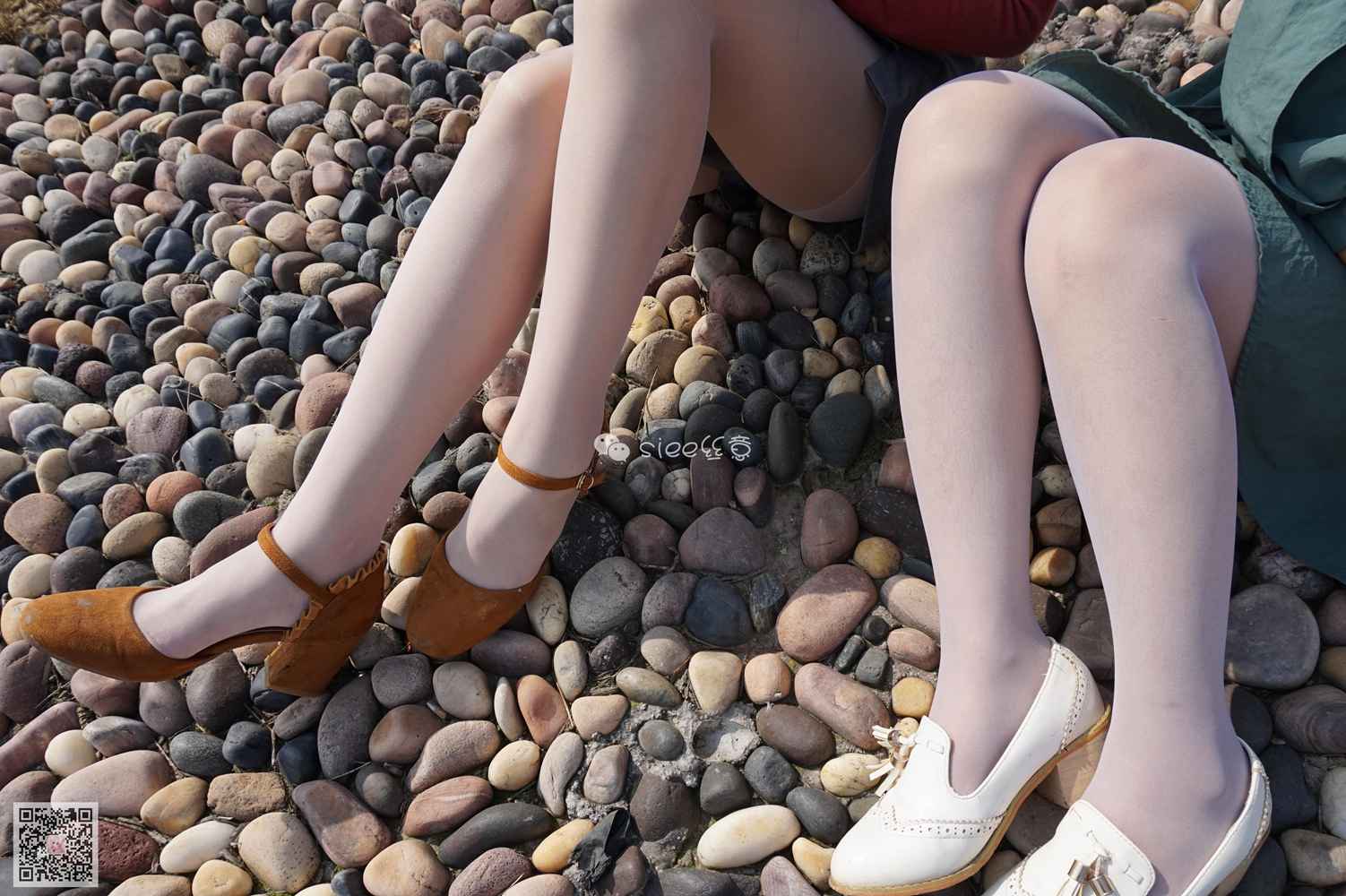 图片[29]-[SIEE丝意] No.004 鱼鱼&茹茹 湖边玩丝 在线浏览 – 速更版-美库