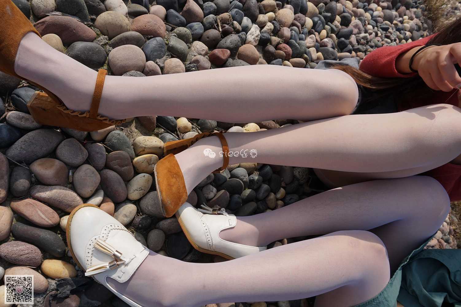 图片[37]-[SIEE丝意] No.004 鱼鱼&茹茹 湖边玩丝 在线浏览 – 速更版-美库