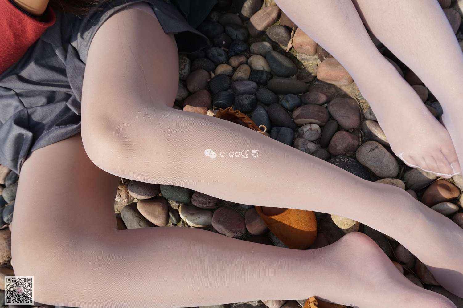 图片[41]-[SIEE丝意] No.004 鱼鱼&茹茹 湖边玩丝 在线浏览 – 速更版-美库