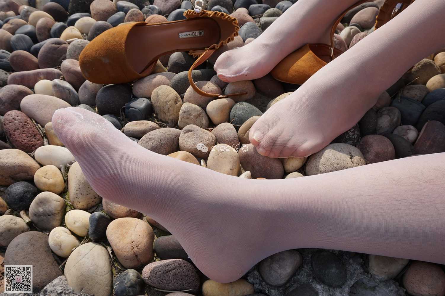 图片[75]-[SIEE丝意] No.004 鱼鱼&茹茹 湖边玩丝 在线浏览 – 速更版-美库