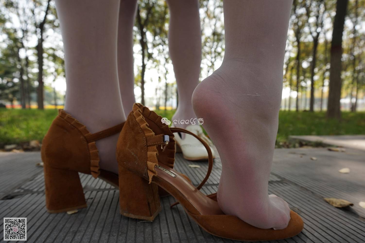 图片[30]-[SIEE丝意] No.012 鱼鱼&茹茹~公园小路 在线浏览 – 速更版-美库