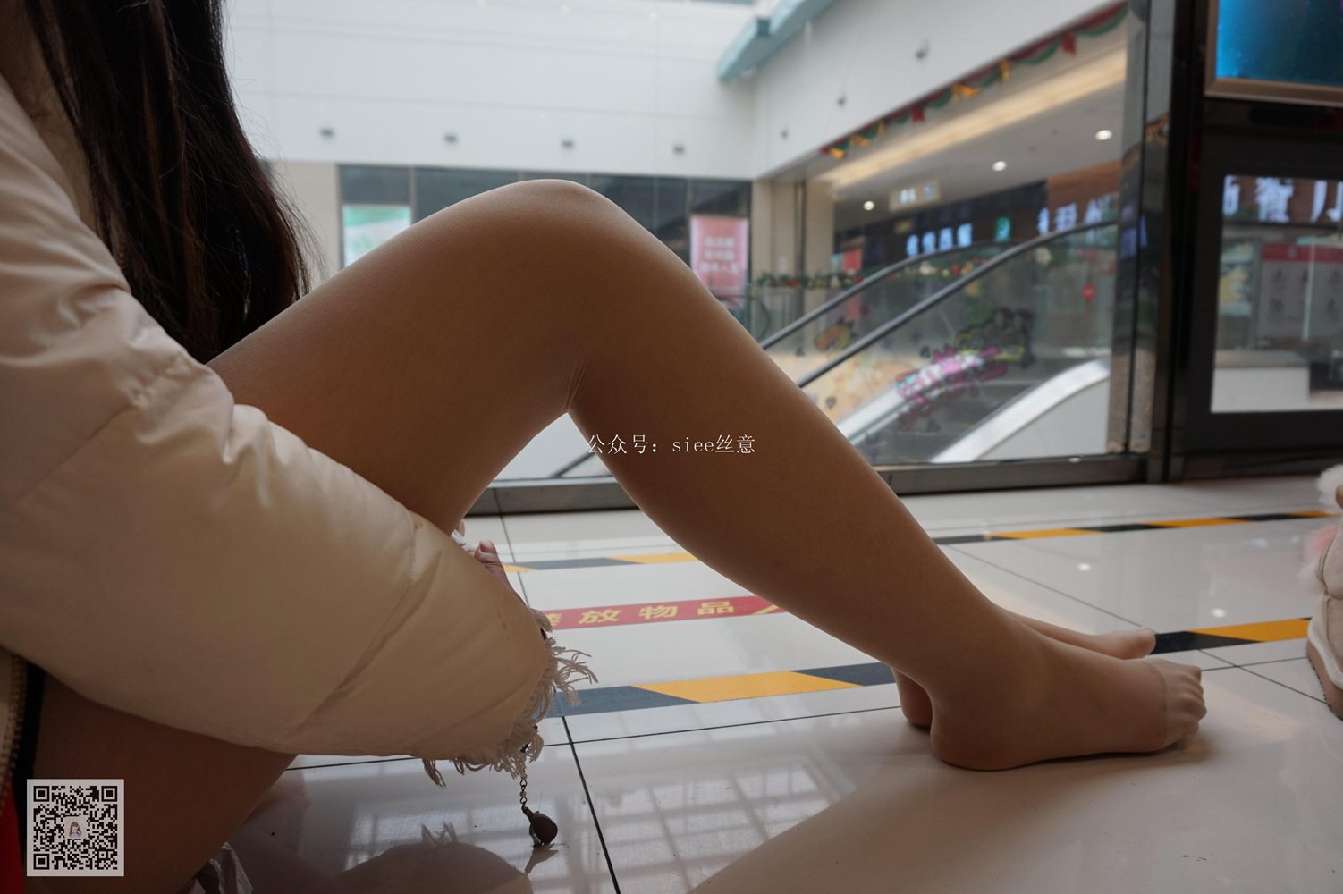 图片[29]-[SIEE丝意] No.041 曦曦~寒冬里的薄丝 在线浏览 – 速更版-美库