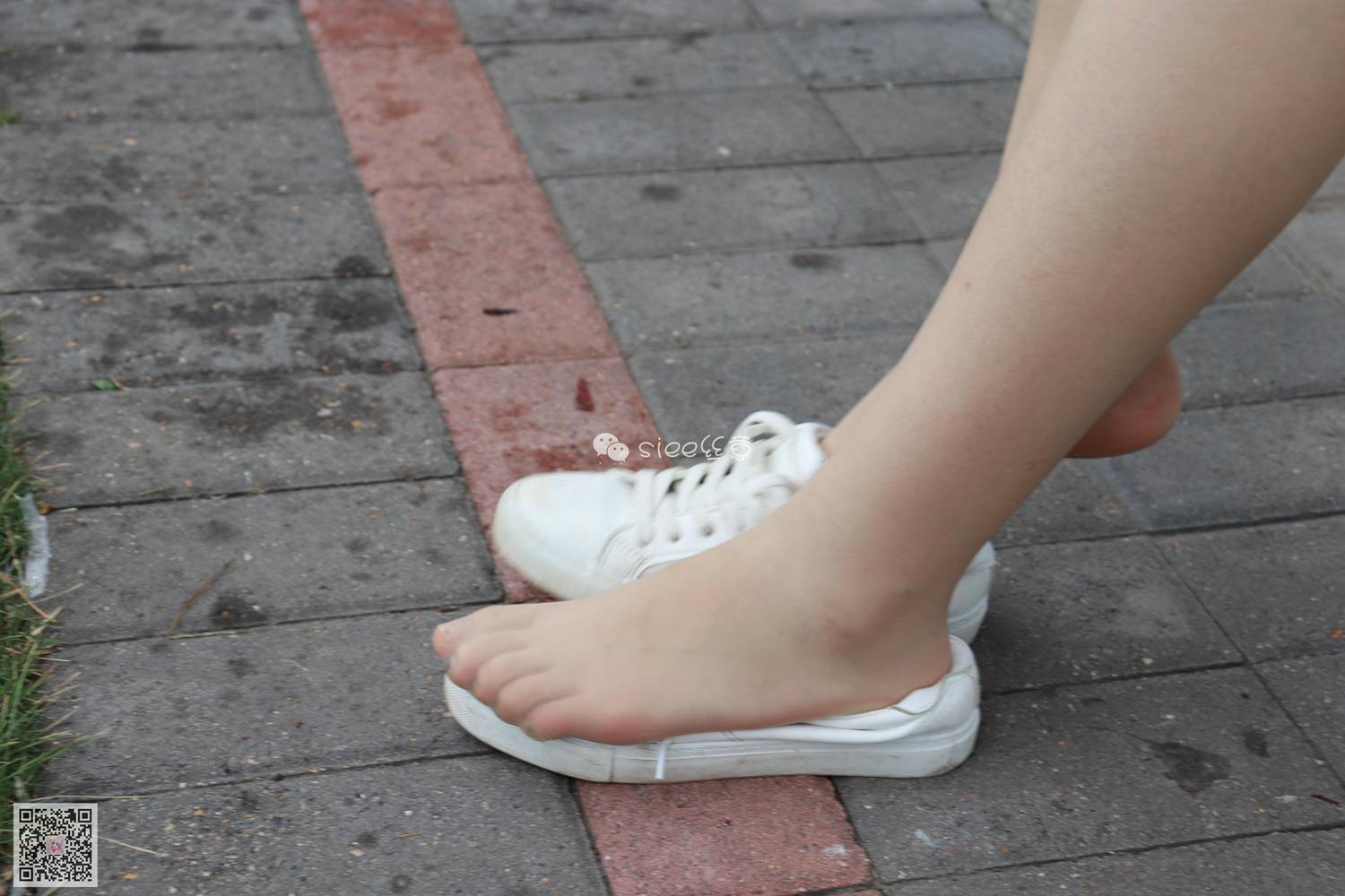 图片[30]-[SIEE丝意] No.110 晨晨~微雨中的公园 在线浏览 – 速更版-美库