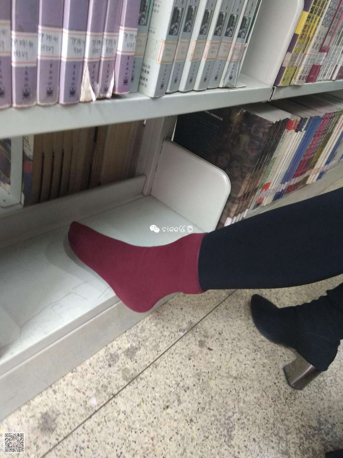 图片[36]-[SIEE丝意] No.259 莎莎~随手拍红袜子 在线浏览 – 速更版-美库