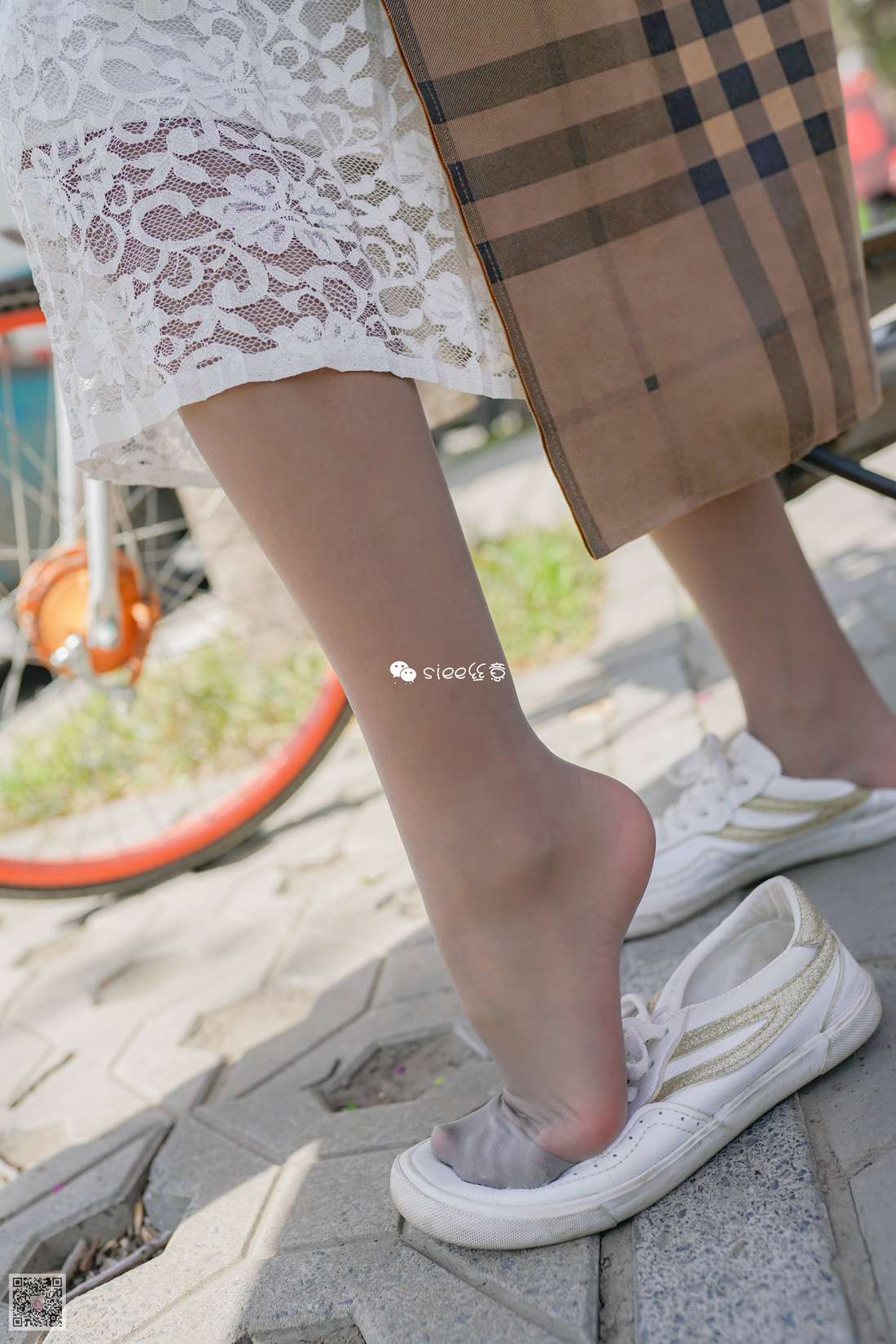 图片[29]-[SIEE丝意] No.273 薇薇学姐 单车上的丝袜 在线浏览 – 速更版-美库