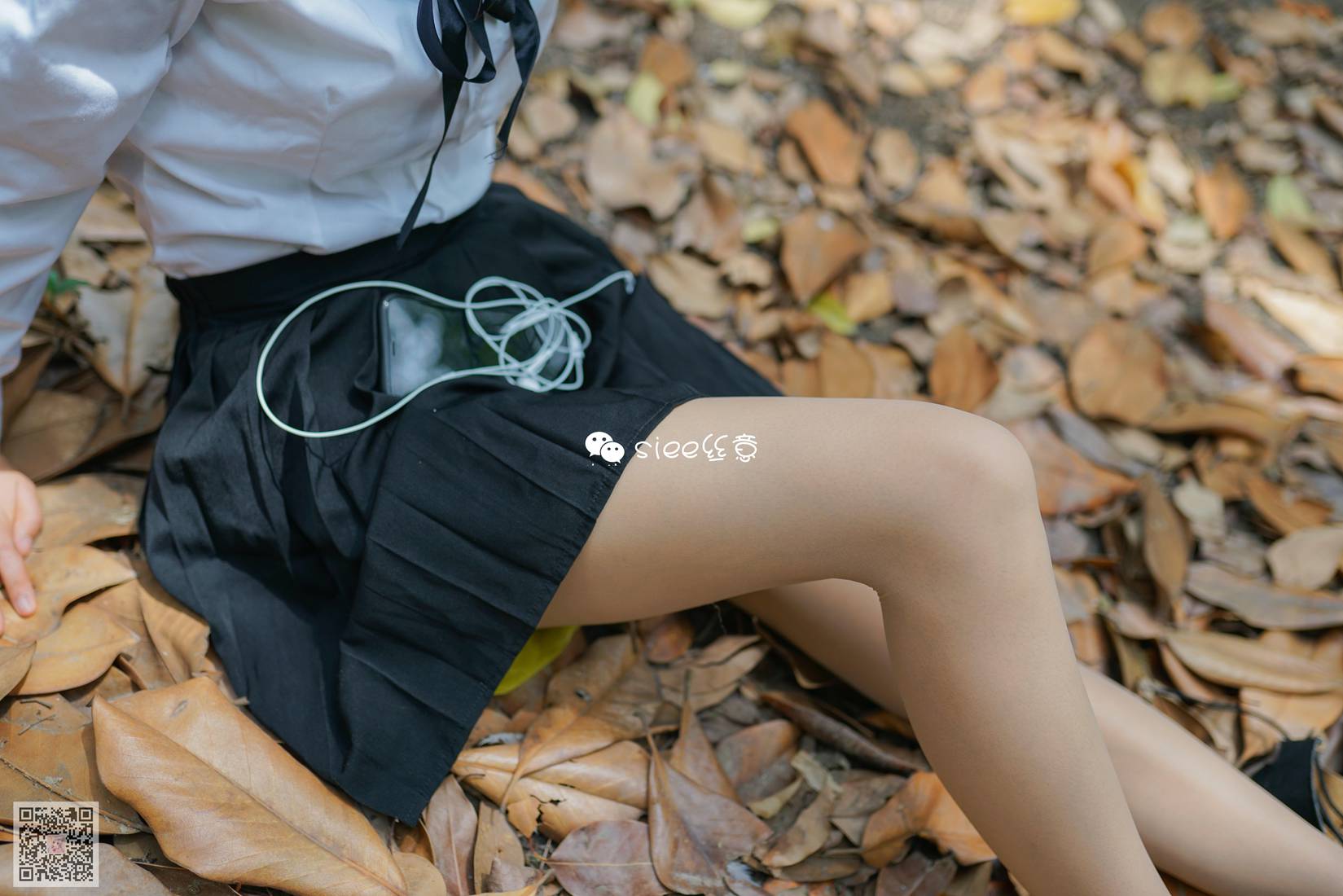 图片[35]-[SIEE丝意] No.308 沐萱 小树林的秘密 在线浏览 – 速更版-美库