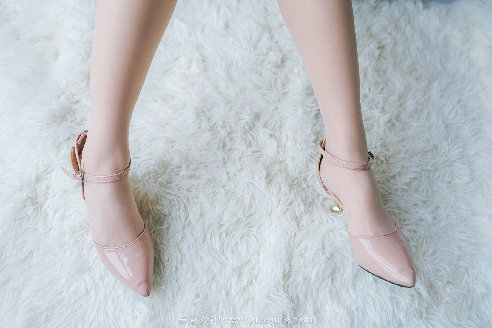 图片[44]-[SIEE丝意] No.366 含含 那风，那雨，那朦胧 在线浏览 – 速更版-美库