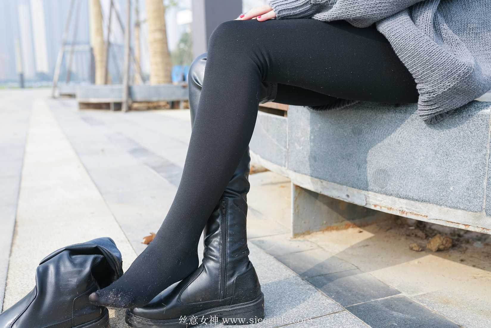 图片[24]-[SIEE丝意] No.373 芊芊 秋意未尽，冬又望想 在线浏览 – 速更版-美库