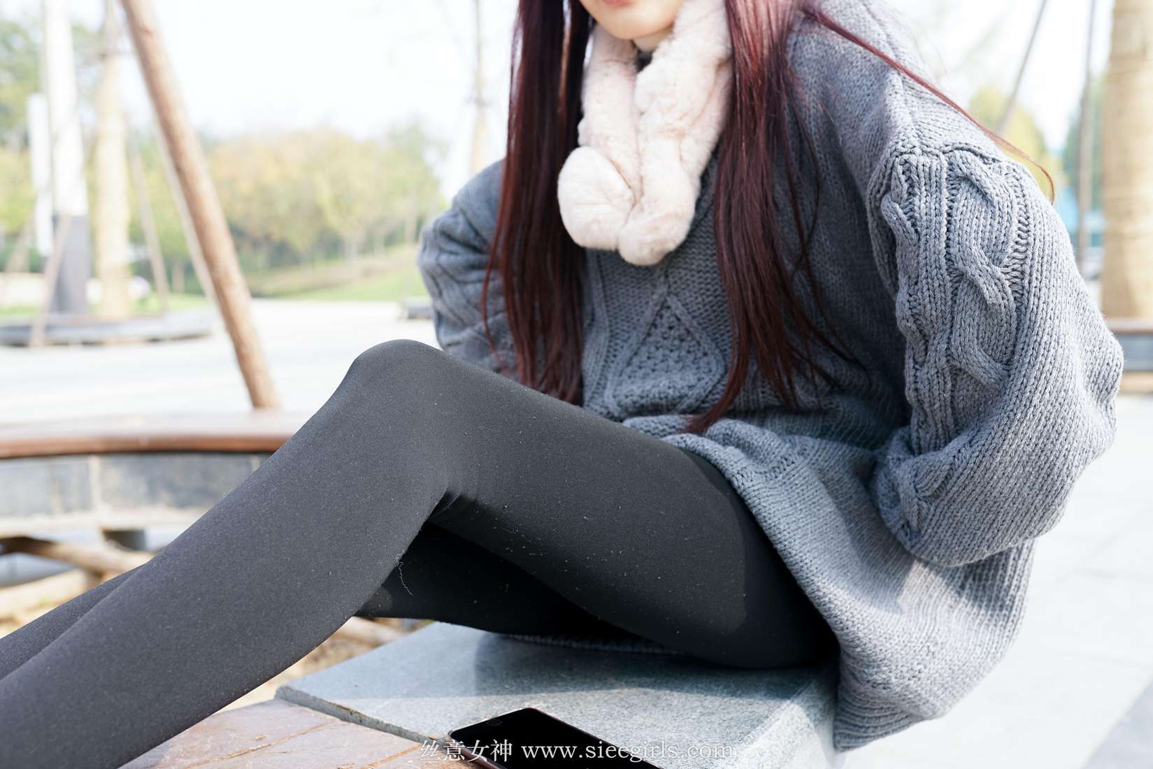 图片[31]-[SIEE丝意] No.373 芊芊 秋意未尽，冬又望想 在线浏览 – 速更版-美库