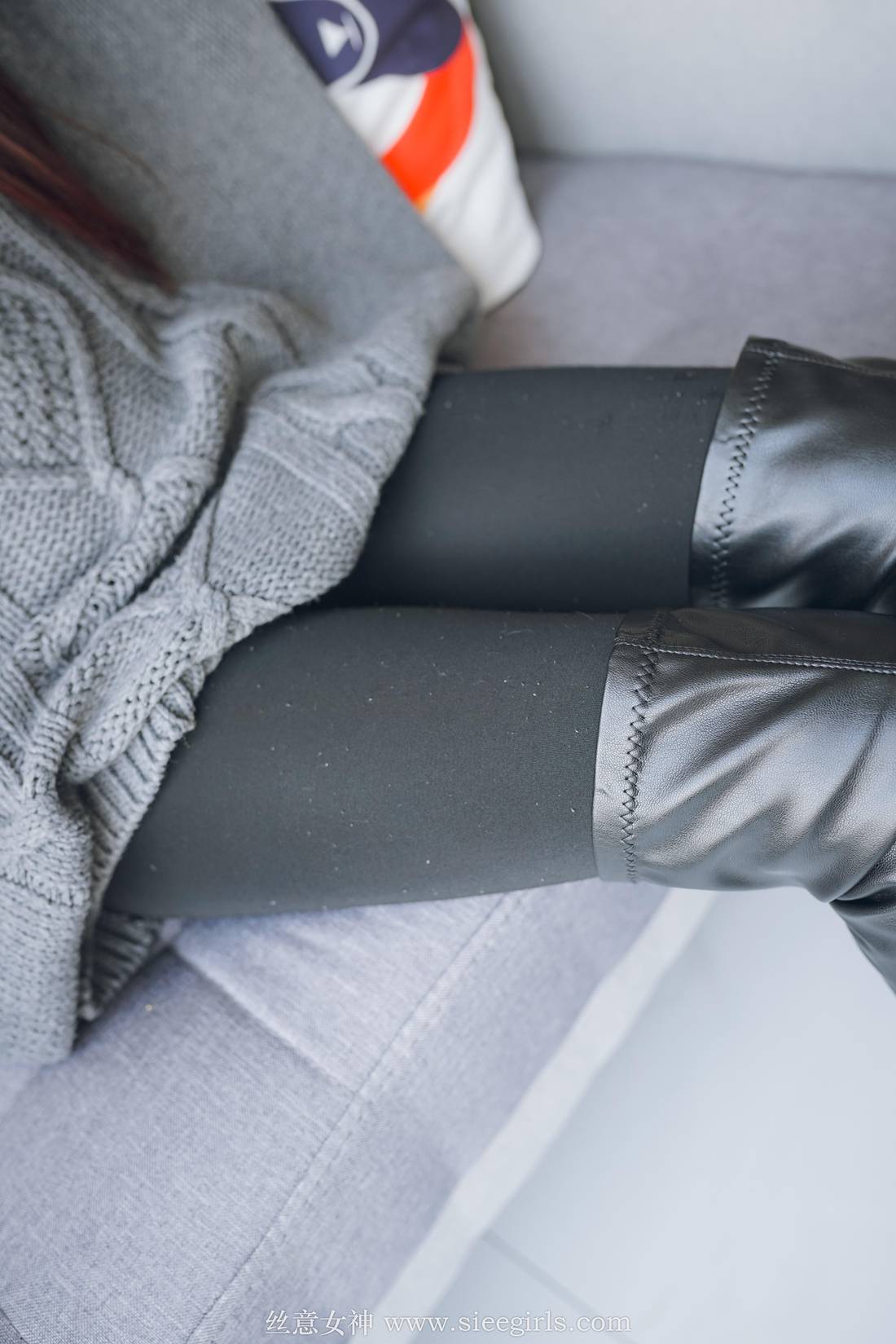 图片[76]-[SIEE丝意] No.378 芊芊 秋意未尽，冬又望望（下） 在线浏览 – 速更版-美库