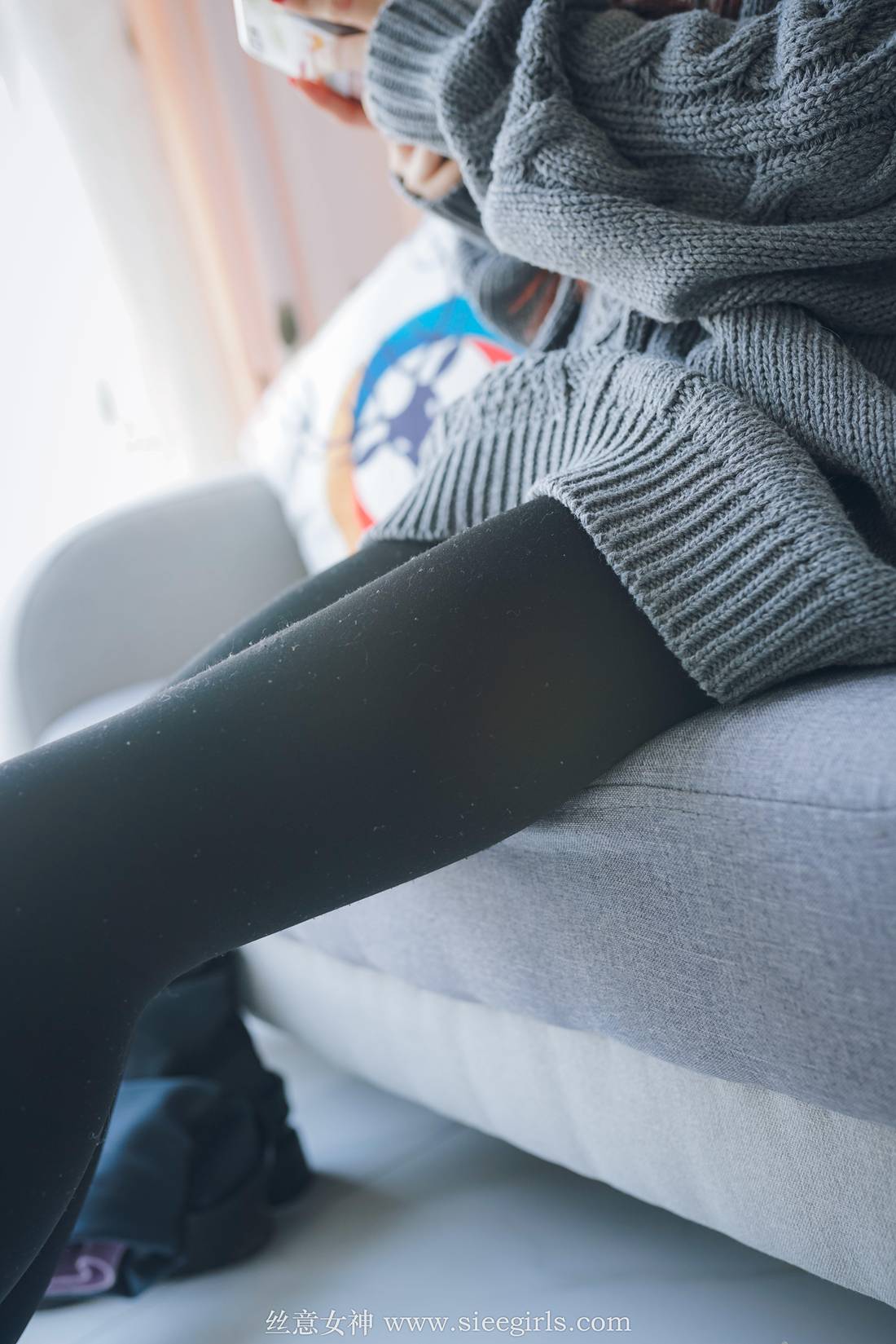 图片[26]-[SIEE丝意] No.378 芊芊 秋意未尽，冬又望望（下） 在线浏览 – 速更版-美库