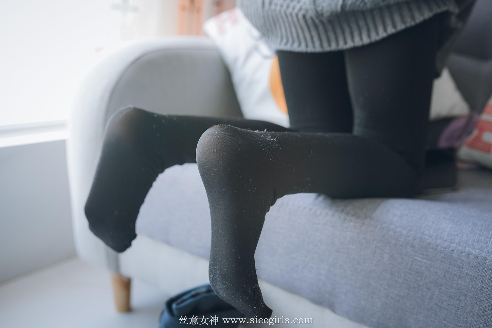 图片[75]-[SIEE丝意] No.378 芊芊 秋意未尽，冬又望望（下） 在线浏览 – 速更版-美库