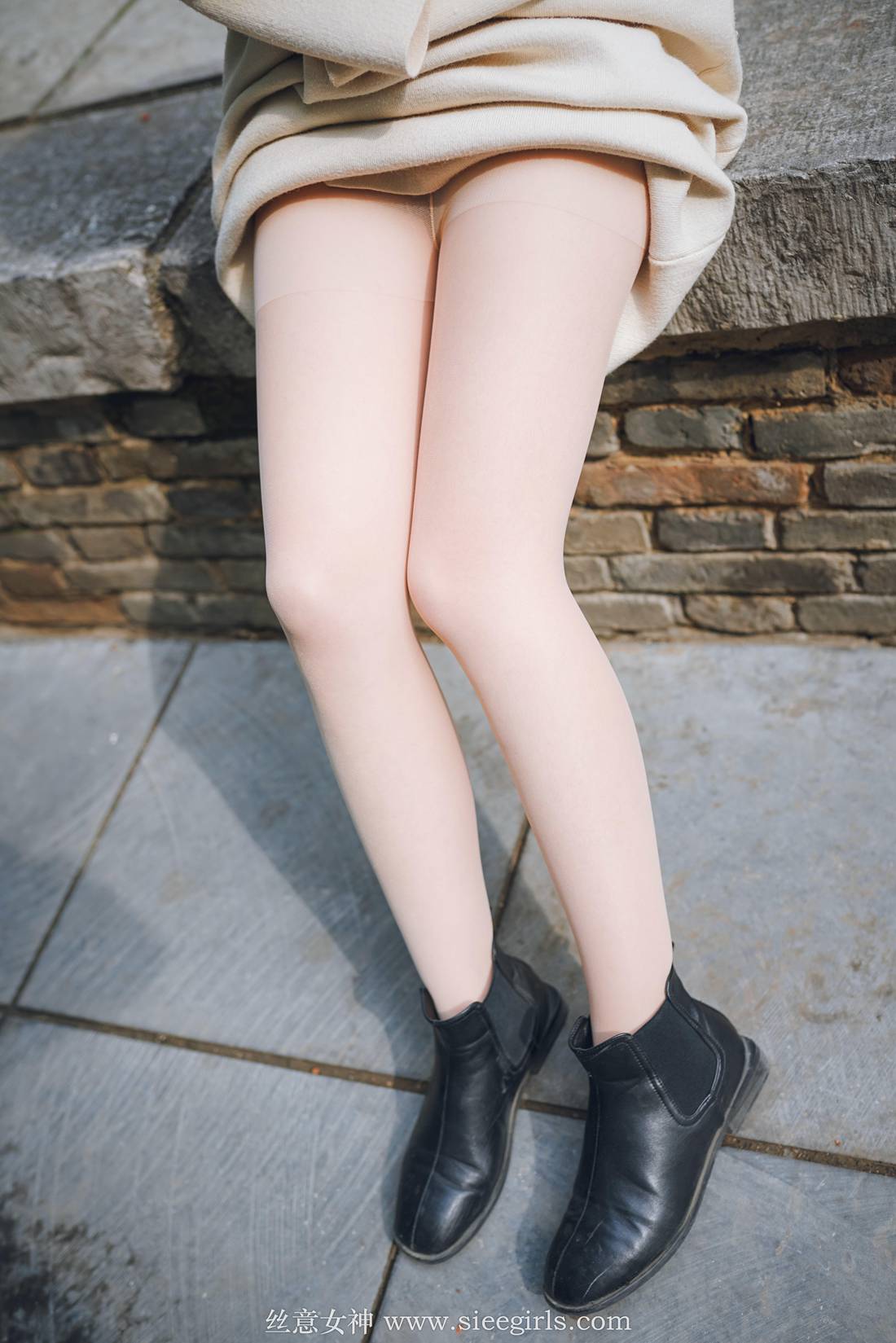 图片[44]-[SIEE丝意] No.375 雪儿 落叶的情愫 在线浏览 – 速更版-美库